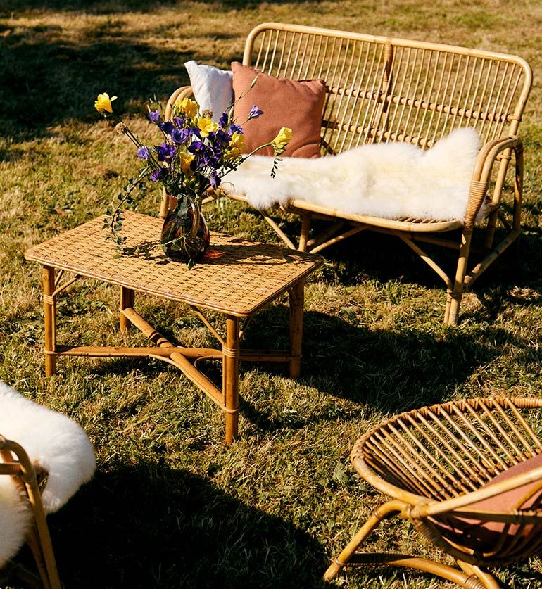 Table basse en rotin vintage